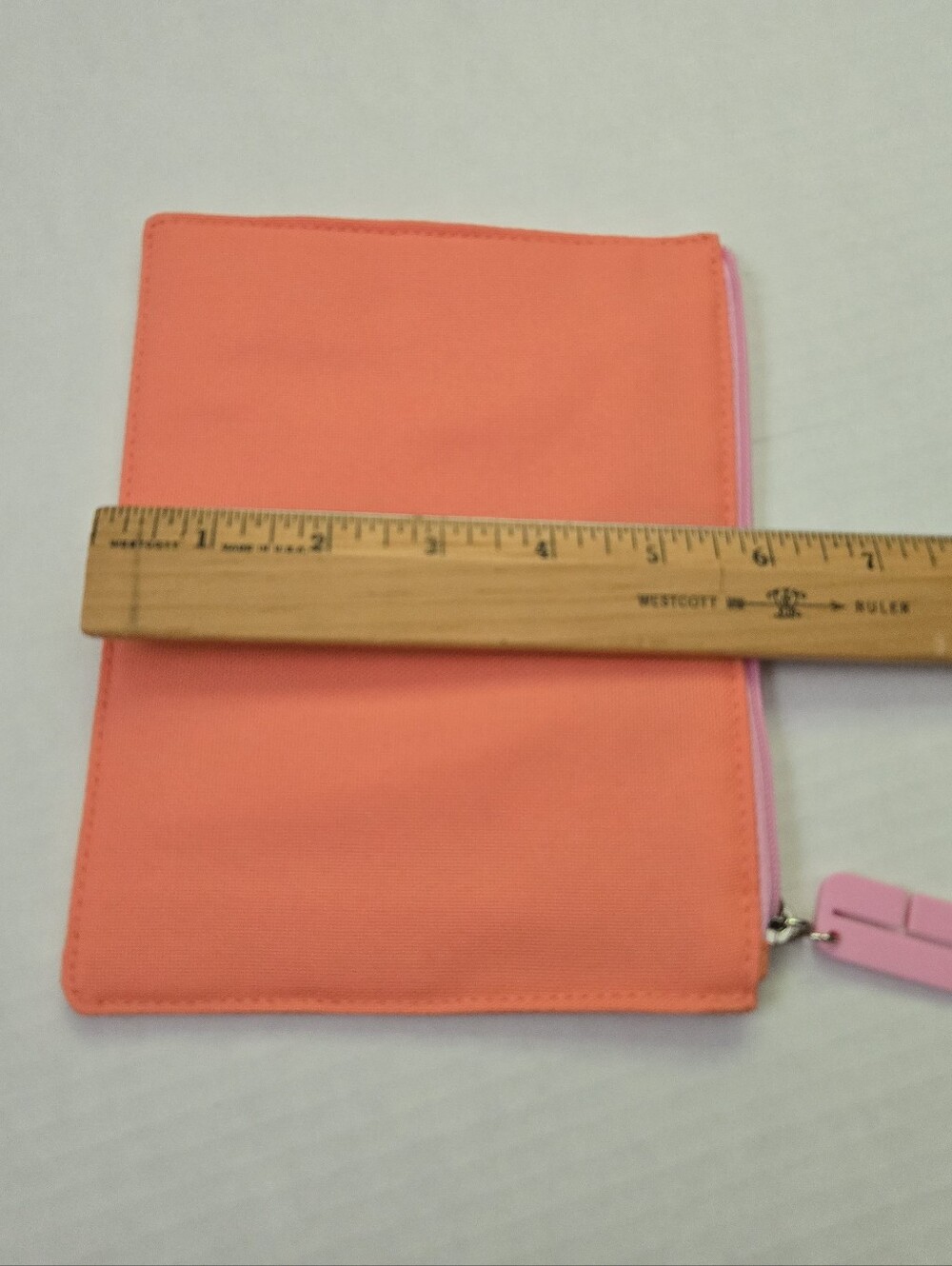Clinique Cosmetic Pouch - Picture 6 of 6